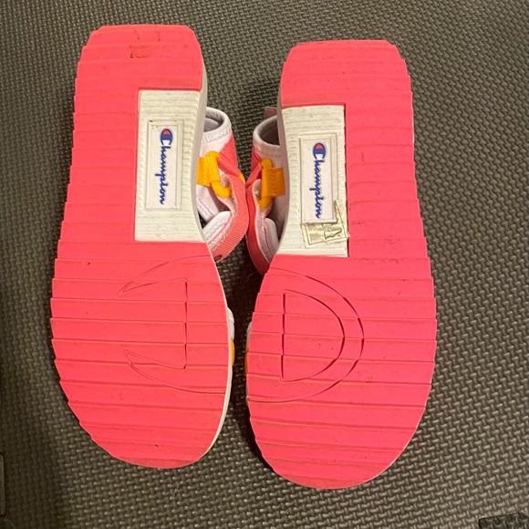 CHAMPION WOMENS RECAP BEST SANDAL - PEACH - SIZE 7 WOMENS - Picture 3 of 5